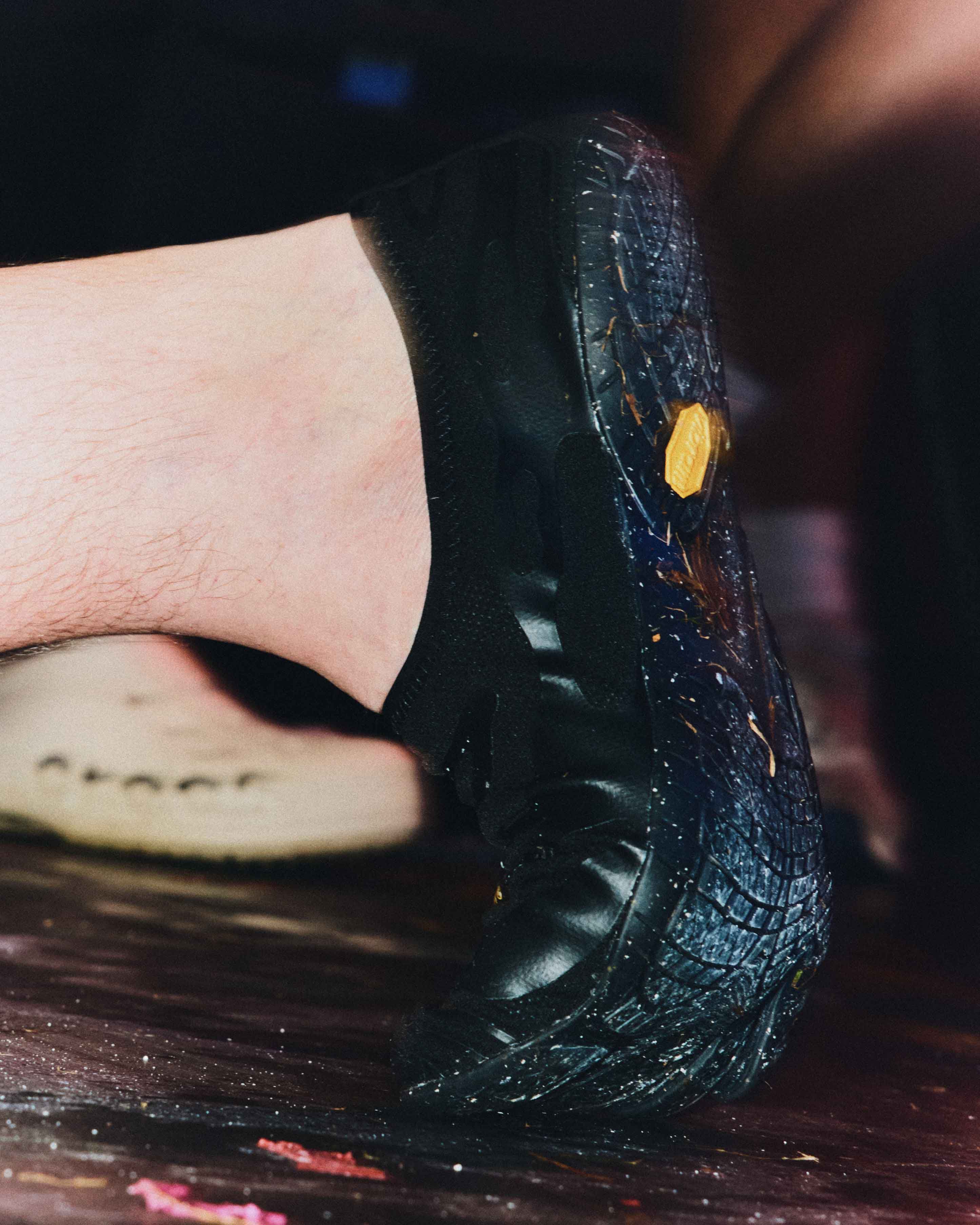 Vibram sole for snowboarding activities image 5